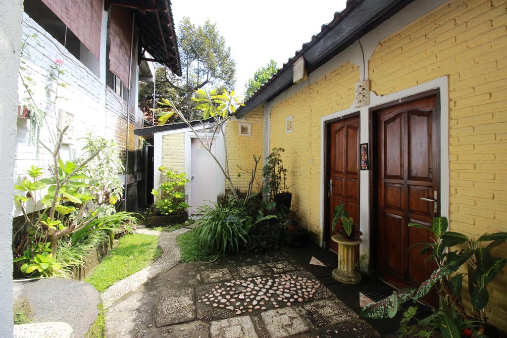 Taman Ayu Homestay Munduk Mitra Reddoorz Exterior foto